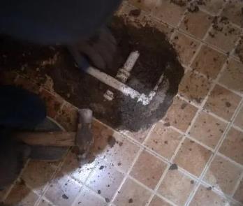 浏阳卫生间漏水维修公司为您分享下卫生间渗水如何处理及注意事项